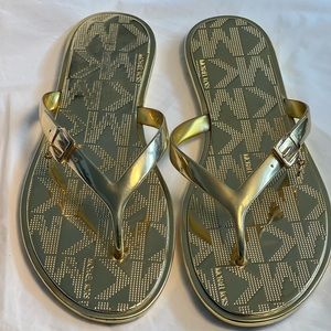 Michael Kors MK Size 8 Gold flip-flops